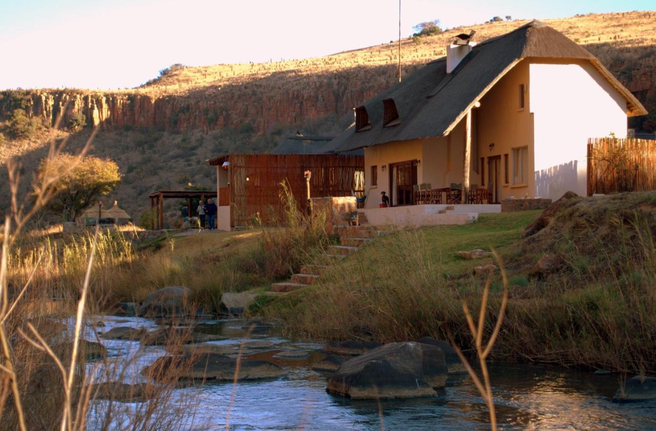 Komati Gorge Lodge, R 36 Halfway Between Carolina And Machadodorp Екстериор снимка